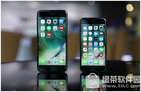 Oiphone7}R Oiphone7}Q